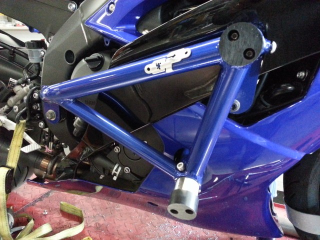 ON-POINT製 スタントケージ YZF-R6(06-17)