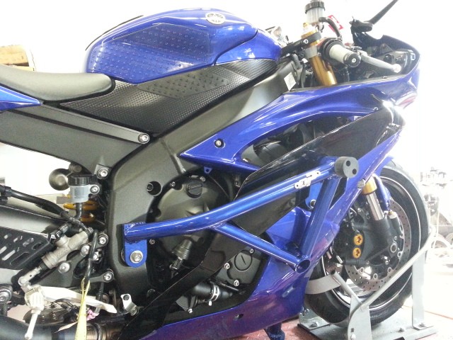 ON-POINT製 スタントケージ YZF-R6(06-17)