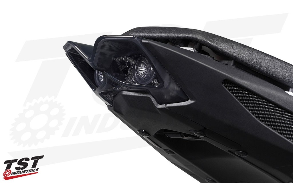 TST Industries MT09 (17-) ウィンカー内蔵 LEDテールライト