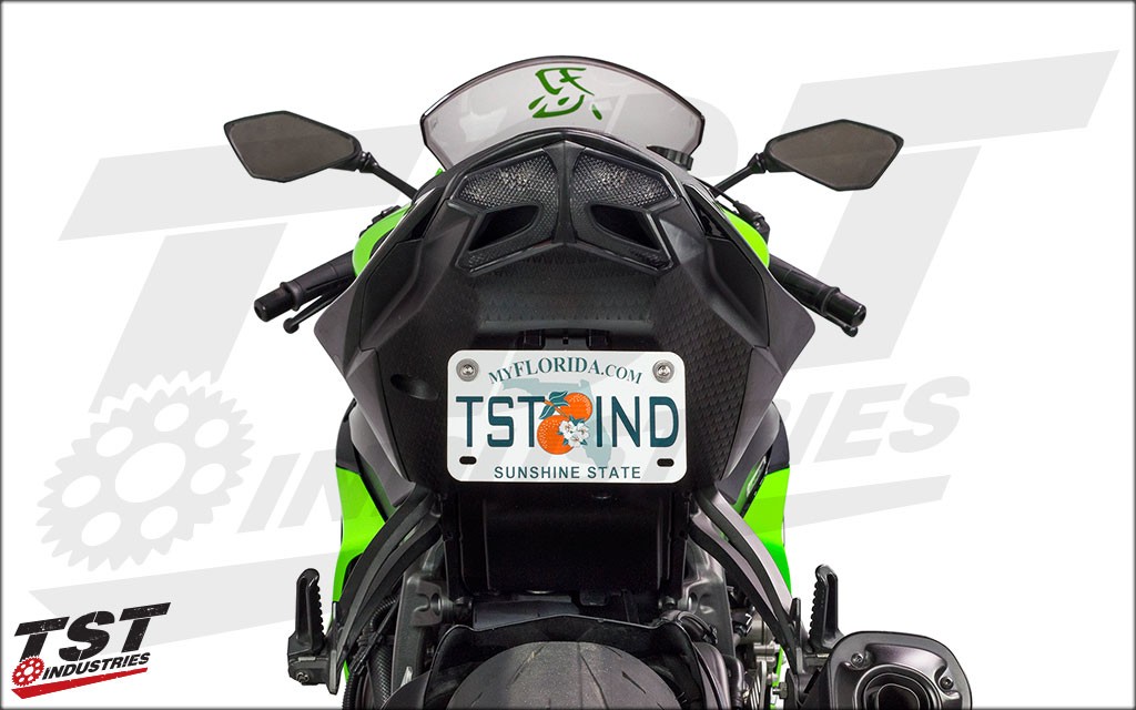 TST Industries ZX-6R (13-18)用 ウィンカー内蔵 LEDテールライト