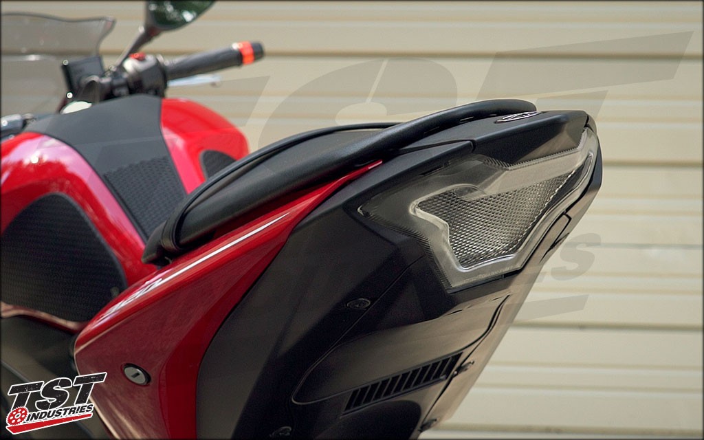 TST Industries YZF-R25/R3用 ウィンカー内蔵 LEDテールライト