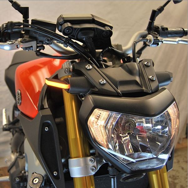 NRC FZ-09 / MT-09 (14-16) LED フロントウィンカー キット