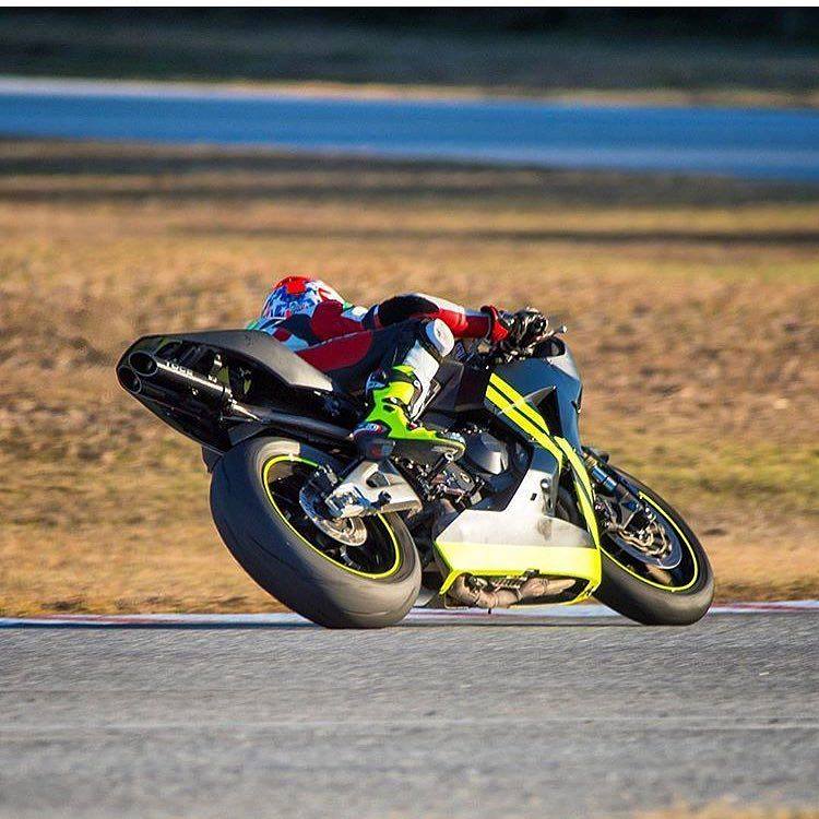 TOCE Performance 製 スラッシュ スリップオン マフラー CBR600RR (07-18)