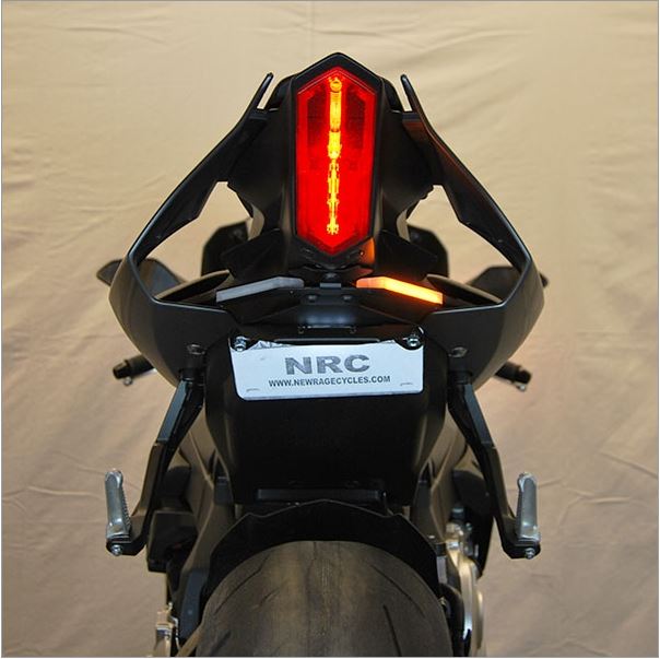 NRC YZF-R1 (15-) ウィンカー内蔵 Tuckedモデル フェンダーレスキット