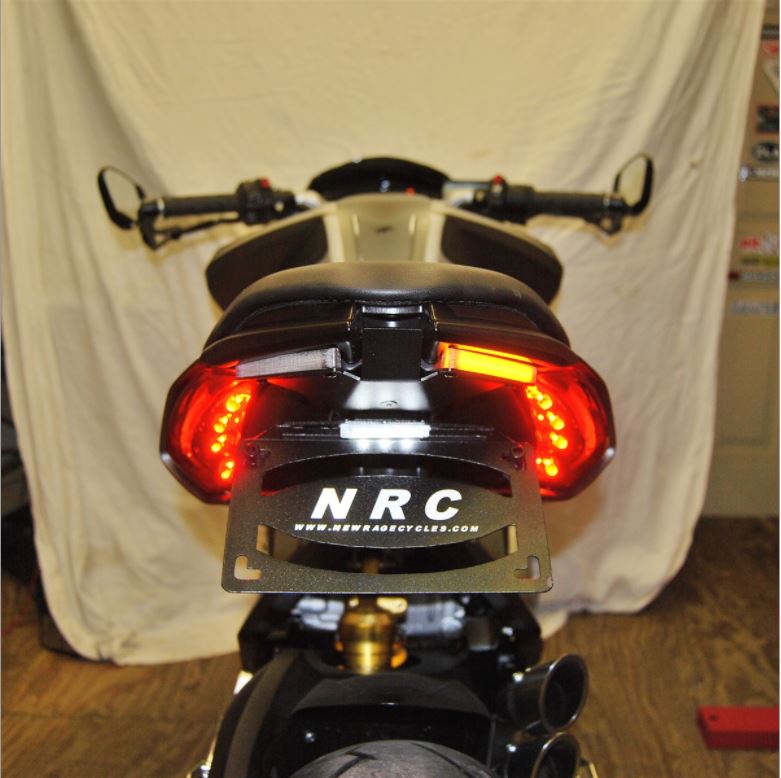 NRC MVアグスタ ドラッグスター800 / 800RR ウィンカー内蔵 スタンダード フェンダーレスキット