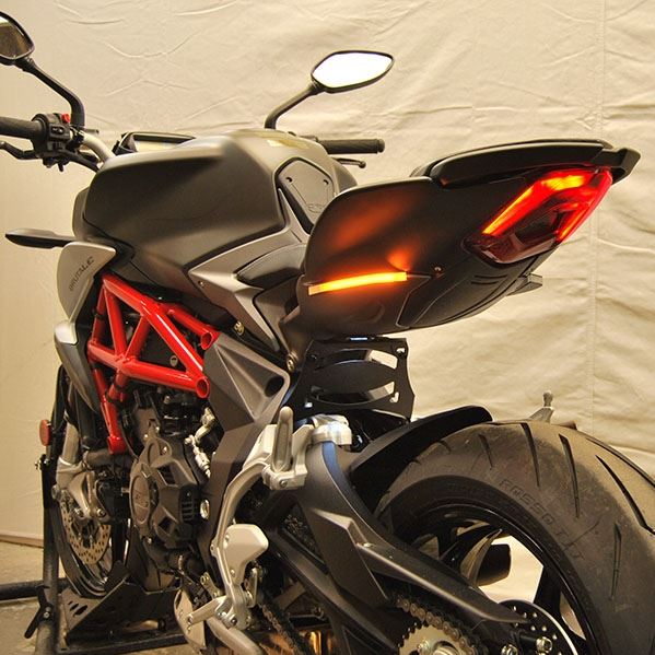NRC MVアグスタ ブルターレ 800 / 800RR (17-) ウィンカー内蔵 Tuckedモデル フェンダーレスキット