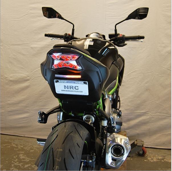 NRC Z900 ウィンカー内蔵 Tuckedモデル フェンダーレスキット