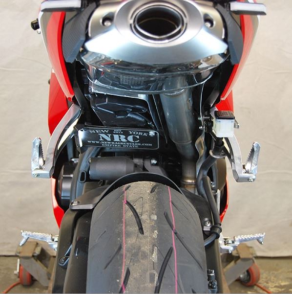 NRC CBR600RR (13-) ウィンカー内蔵 Tuckedモデル フェンダーレスキット