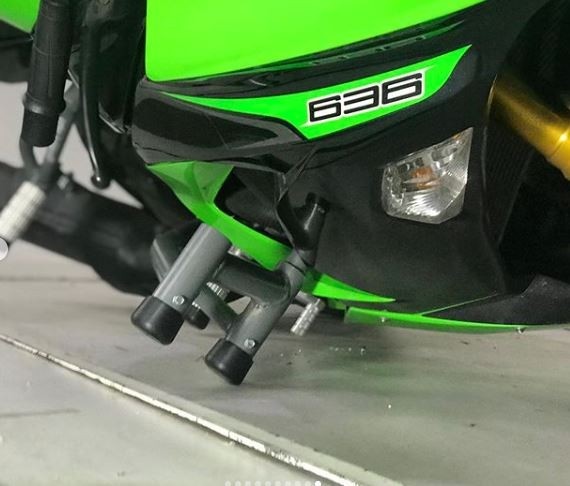 CRAZY IRON レースアーマー ZX-6R (09-20)