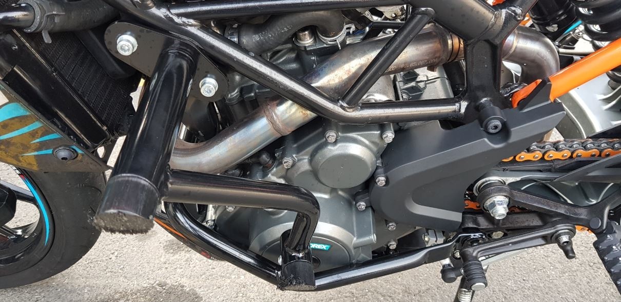 プロスタント愛用 KTM DUKE125/200/390(17-18)用 スタントケージ