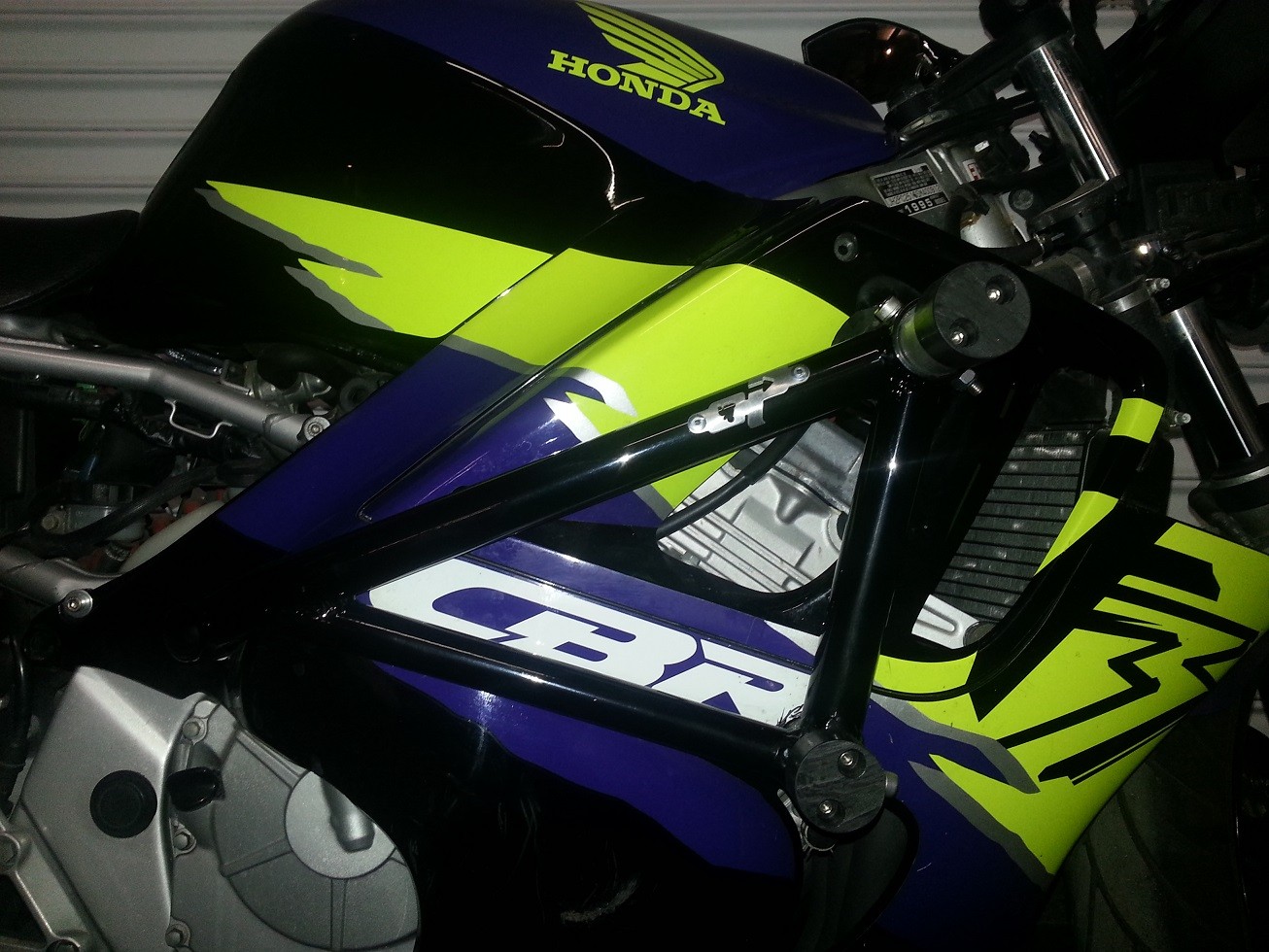 ON-POINT製 スタントケージ CBR600F3(95-98)