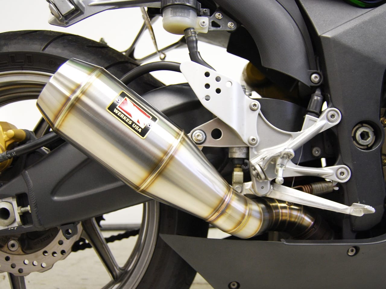 COMPETITION WERKES ZX6R ZX6RR (05-06) スリップオン マフラー