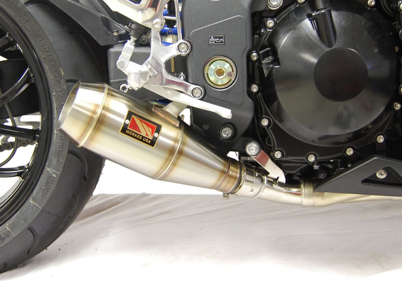 COMPETITION WERKES Speed Triple (08-10) スリップオン マフラー