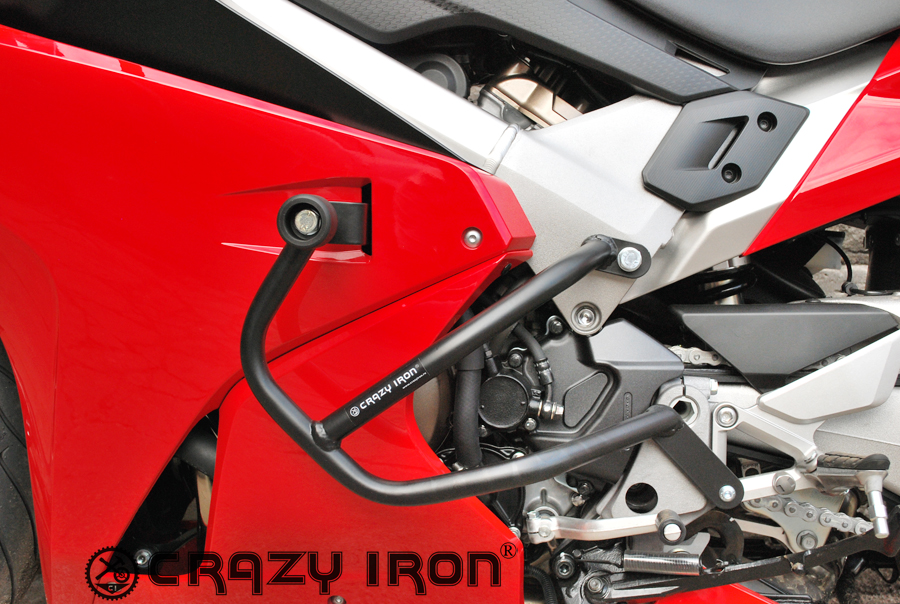CRAZY IRON エンジンガード VFR800 (13-)