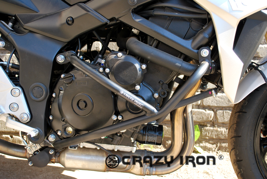 CRAZY IRON エンジンガード GSR750