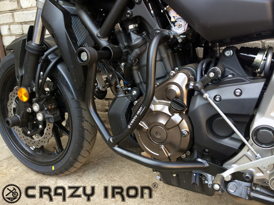 CRAZY IRON エンジンガード MT-07 / TRACER / XSR700