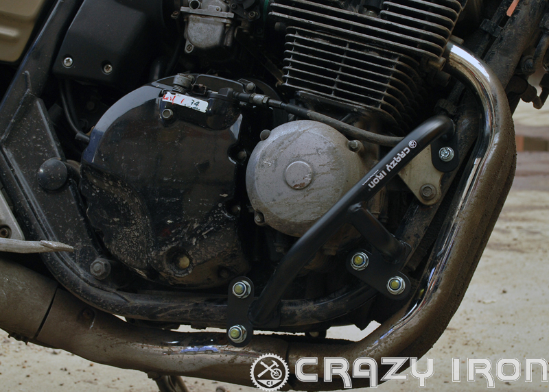 CRAZY IRON エンジンガード XJR400