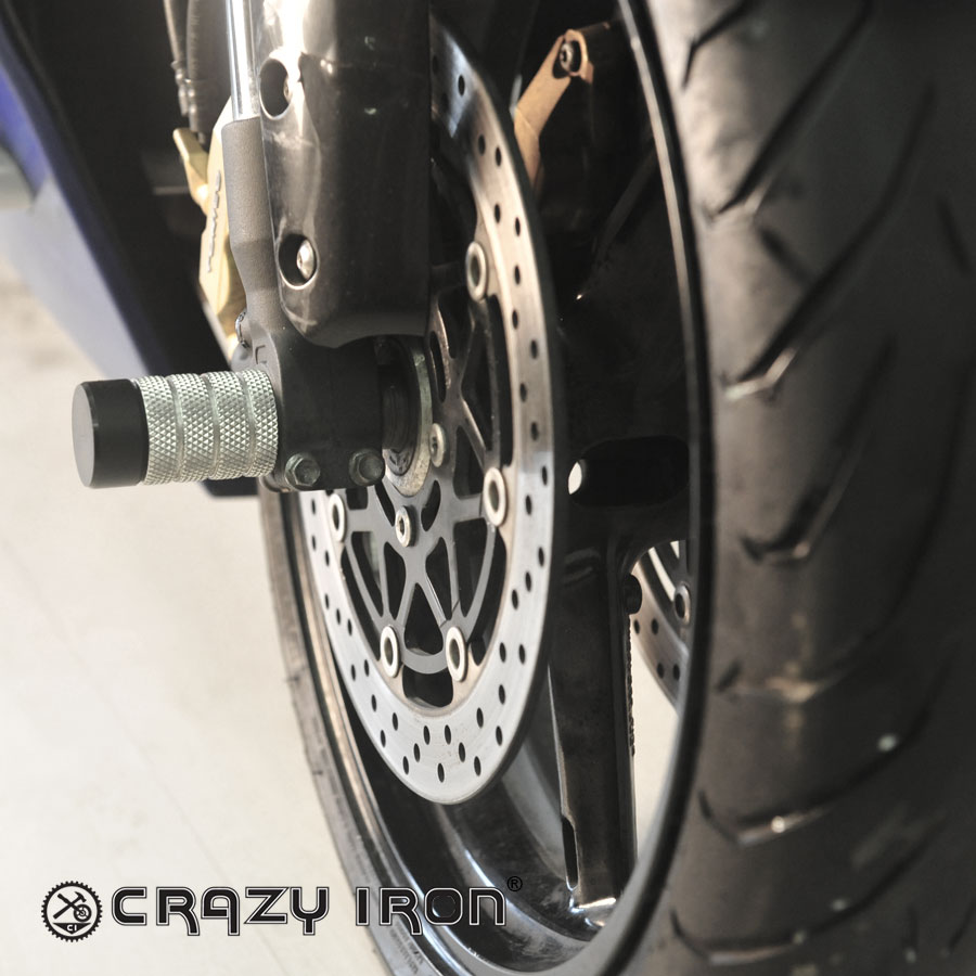 CRAZY IRON スタント用 フロントアクスルスライダー GSX-R600 GSX-R750 (04-05)