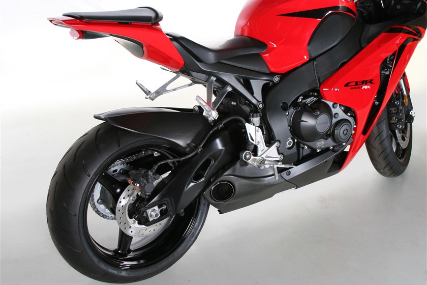 テイラーメイド CBR1000RR 08-11 GPスタイルマフラー