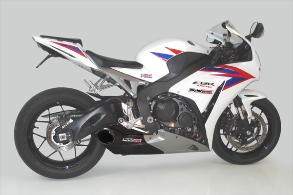 テイラーメイド CBR1000RR 12-16 GPスタイルマフラー