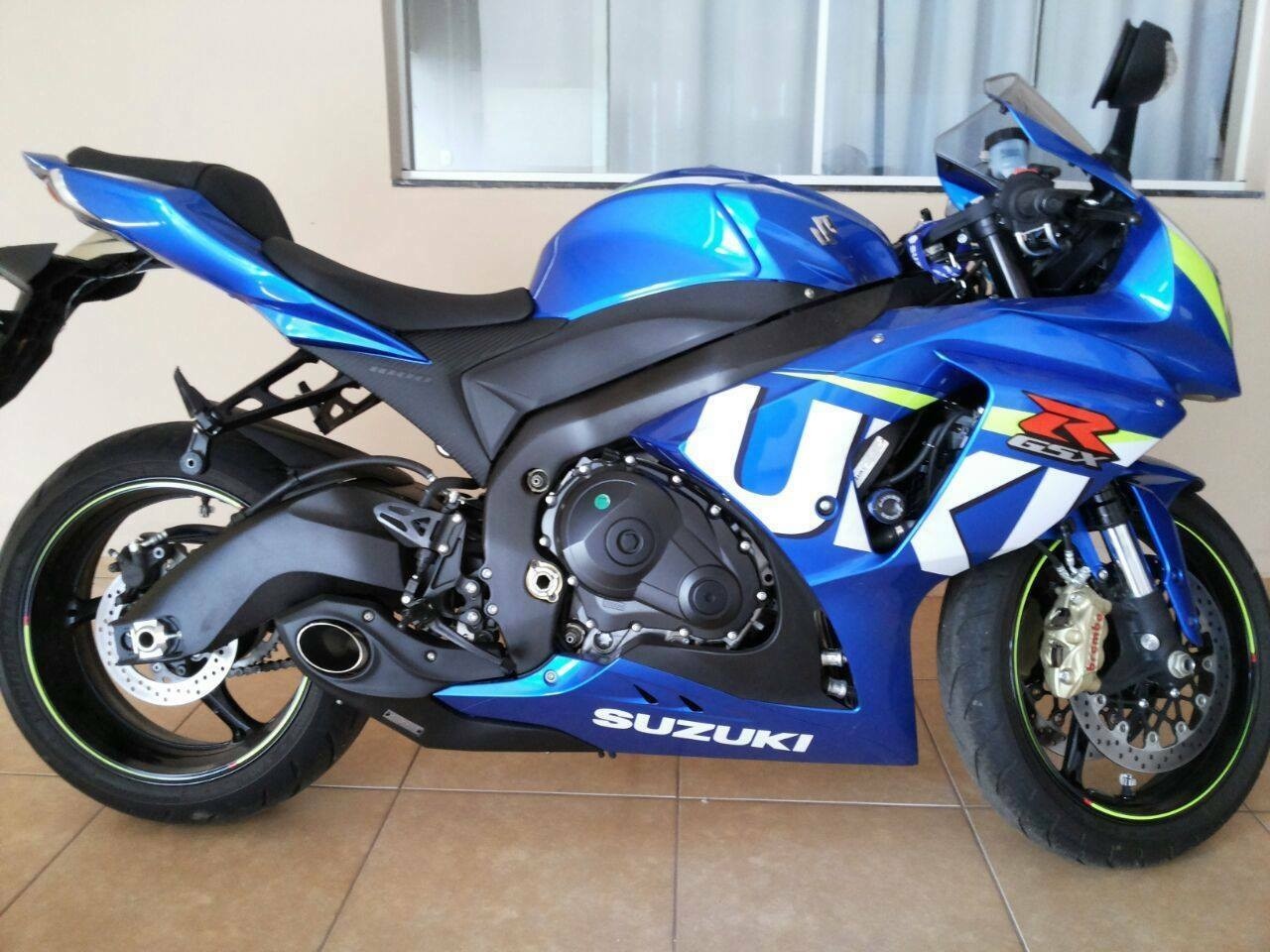 CS Racing アンダーマウントフルエキゾースト マフラー GSX-R1000 (12-16)