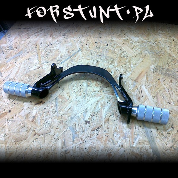 Forstunt製 サブケージ CBR600F4/F4i/F-SPORT
